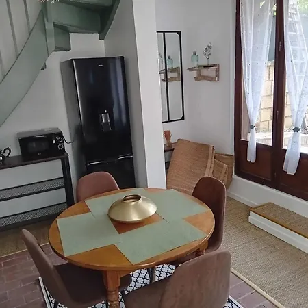 Maison Confortable Pres D'Eu, 50 M², Jardin Prive Holiday home