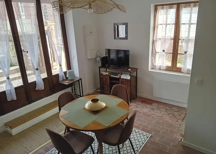 Maison Confortable Pres D'Eu, 50 M², Jardin Prive Eu (Seine-Maritime)